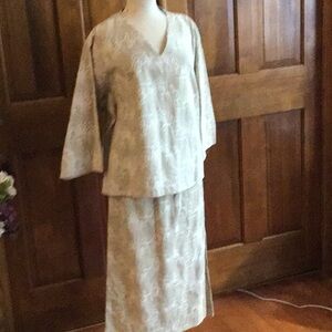 2 piece skirt and top.  100% linen.  Washable.